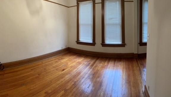 4th image of 1120 W Newport Ave APT 2R