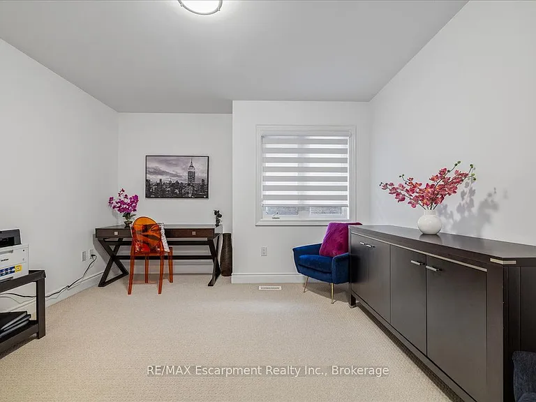 2400 Spring Meadow Way — Photo 35