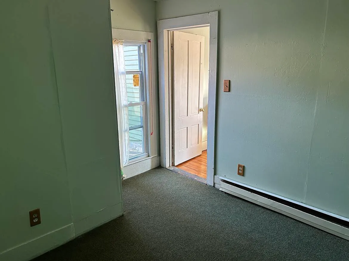 1 bed, 500 sqft, $900 — Photo 2