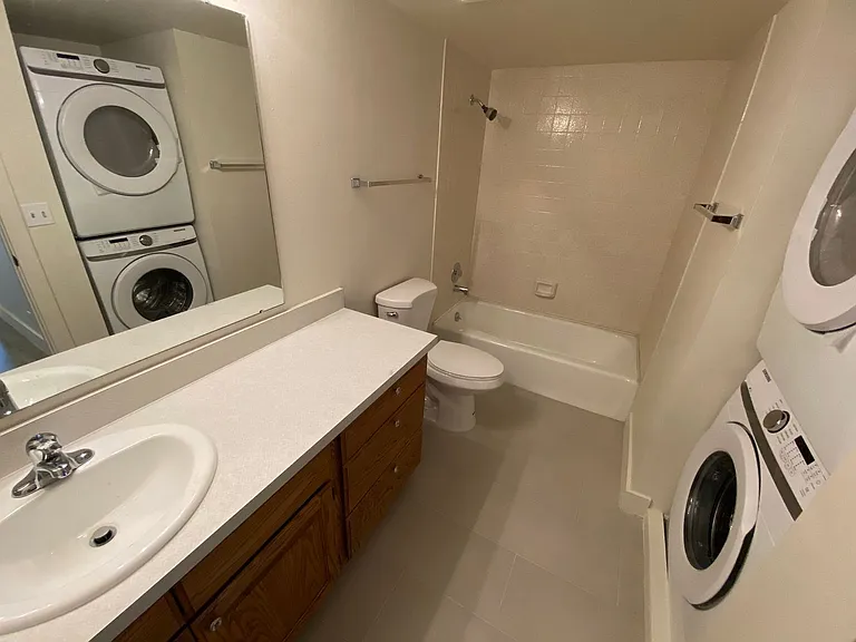 2244 N Canyon Rd #214 — Photo 5