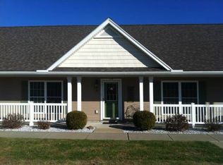 69 Sunrise Dr, Saint Albans, VT 05478