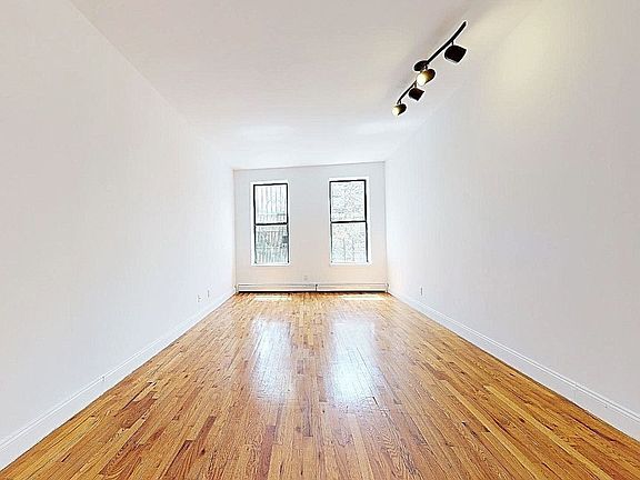 2nd image of 305 W 113th St #4B