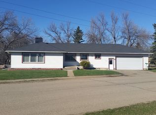 200 2nd Ave N, Berthold, ND 58718