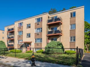 10 Thorn St APT 6, Hyde Park, MA 02136