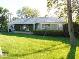 11869 N Division Rd, Fountaintown, IN 46130