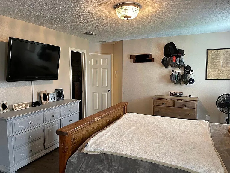 2604 Teal Cove Ln — Photo 12
