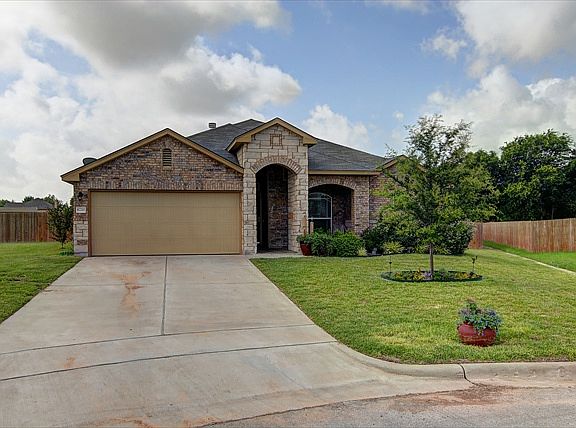 3rd image of 6720 Serena Ln