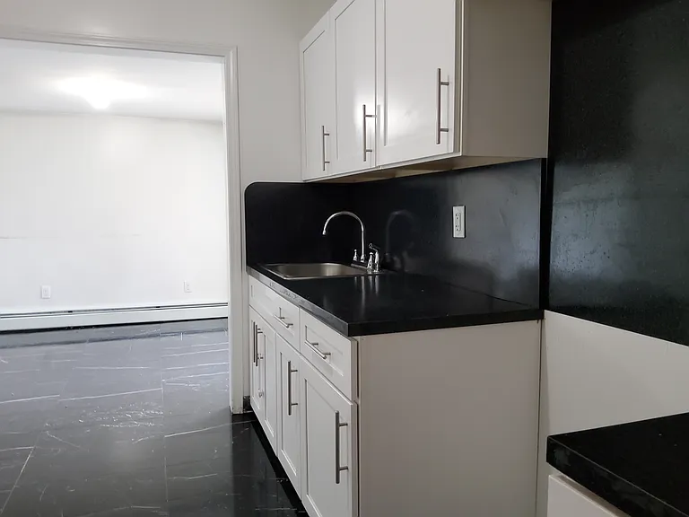469 Hillside Rd — Photo 3