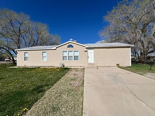 5211 N 3000 W Photo 1