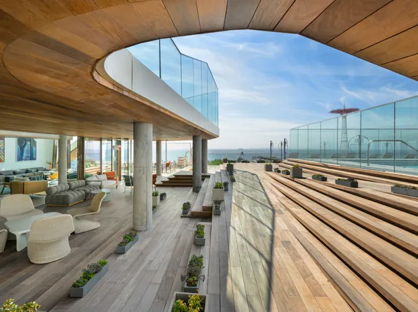 1515 Surf Avenue image 10 of 29