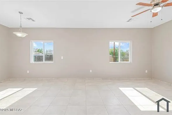 4658 N Pomona Ave #2 — Photo 12
