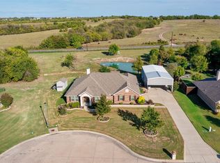 516 Hubbard Cir, Nevada, TX 75173