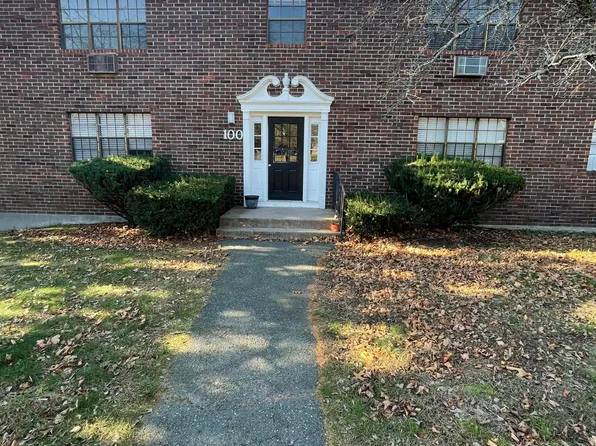 100 Sycamore Ln APT A, Manchester, CT 06040