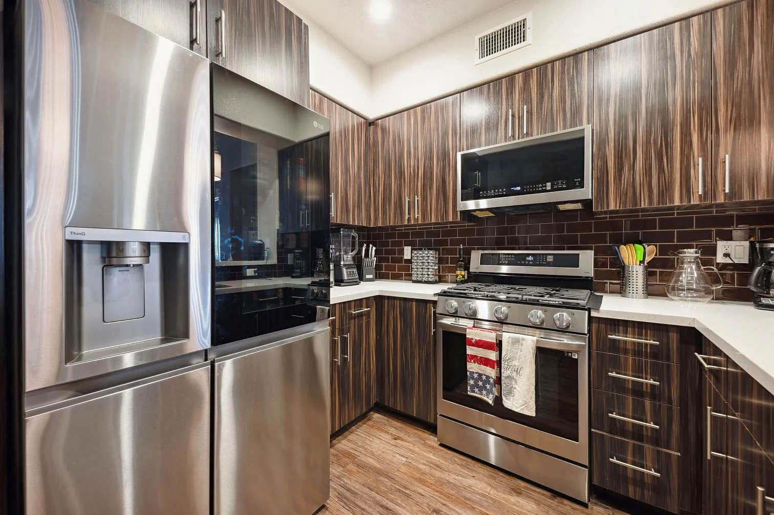 24535 Town Center Dr — Photo 1