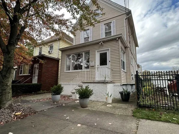 18 Garden St, Ridgefield Park, NJ 07660