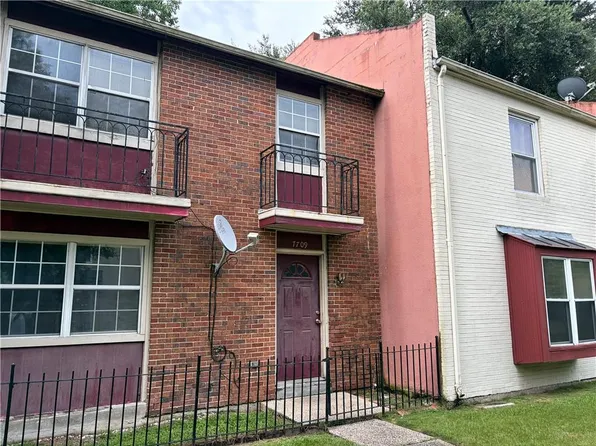 7709 Belcrest Pl, New Orleans, LA 70126