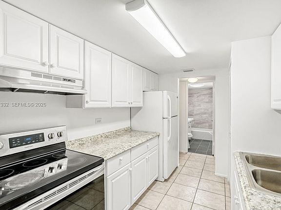 2nd image of 3760 Inverrary Dr APT 2L