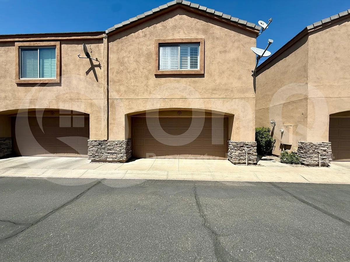 Building Photo - 4140 N 21st St #3