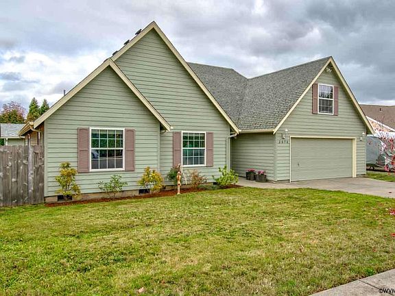 3rd image of 2573 Ellen Ln NW