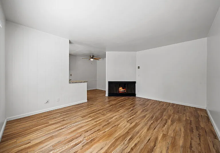 1452 Grand Ave #7 — Photo 6