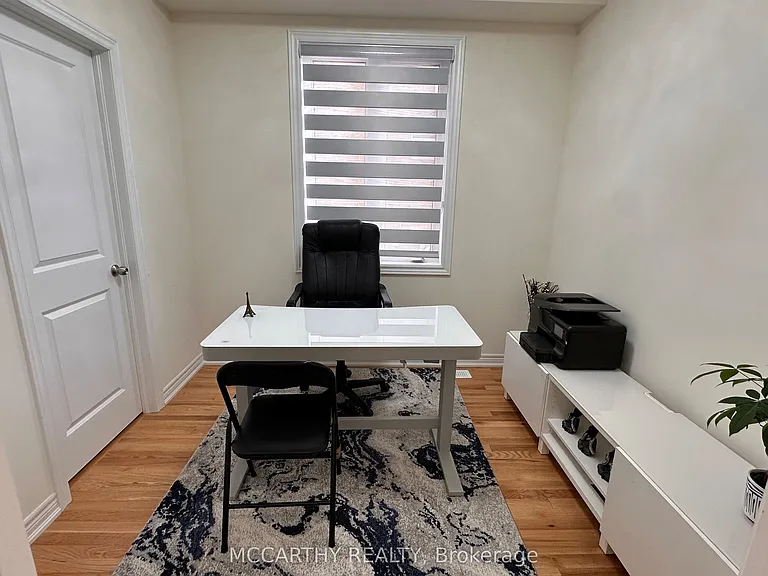 451 Black Cherry Cres — Photo 3