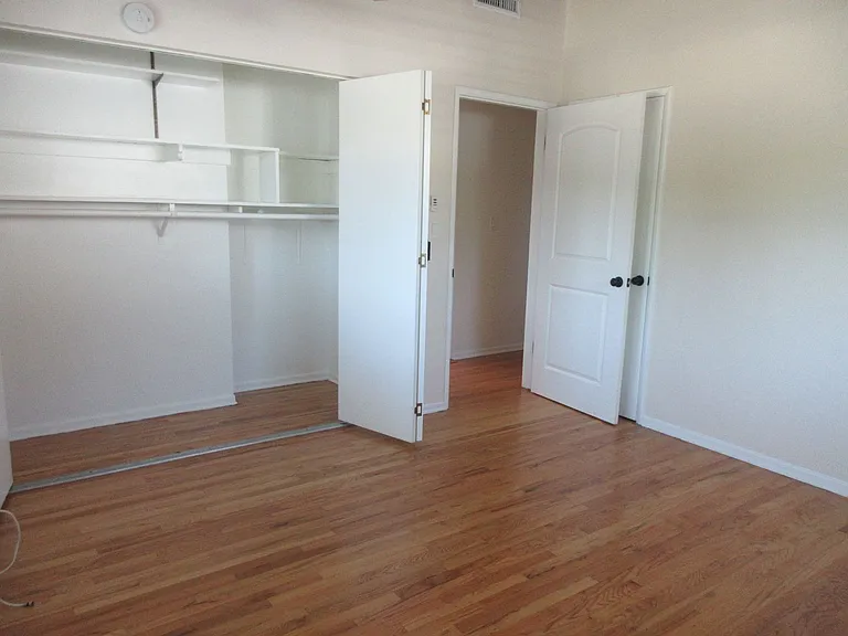 13235 Cumpston St — Photo 26