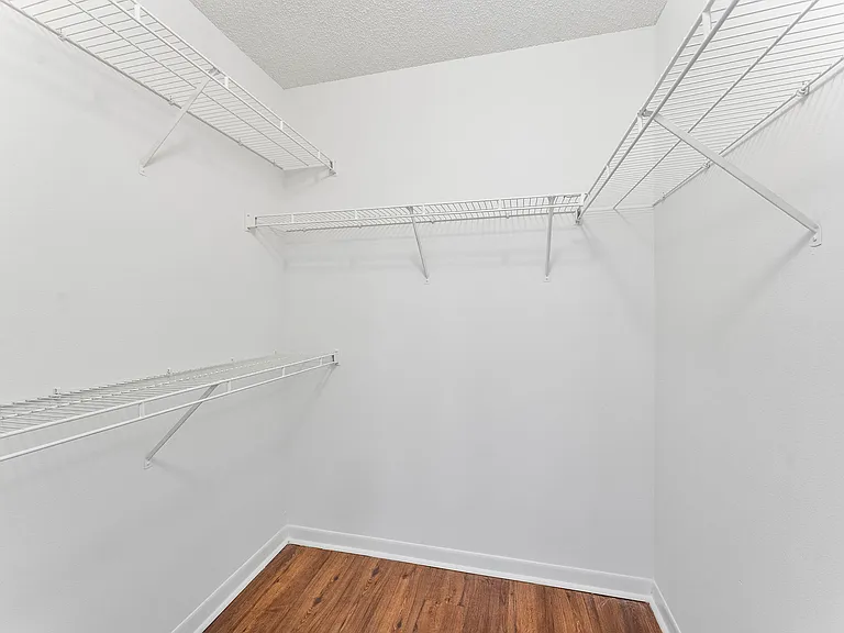 Coquina Cove Apartments — Photo 100