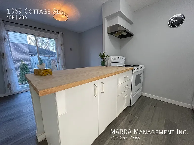 1369 Cottage Pl — Photo 7