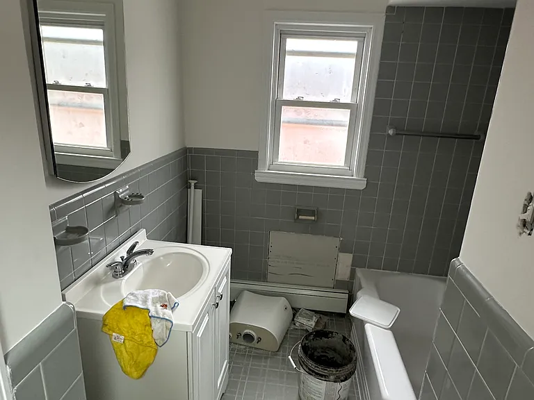 188 Evergreen Ave #2 — Photo 6