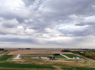 1905 Avenue E, Wisner, NE 68791