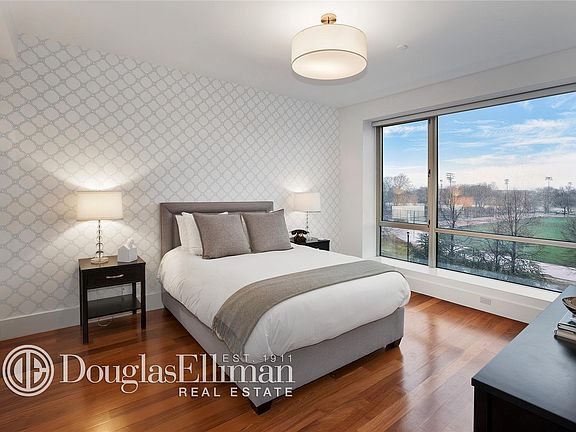 4th image of 50 Bayard St APT 3B