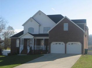 116 Sugarcane Ln, Blountville, TN 37617