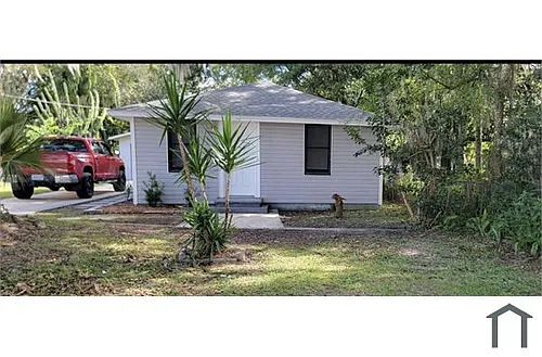 716 Avenue A Photo 1