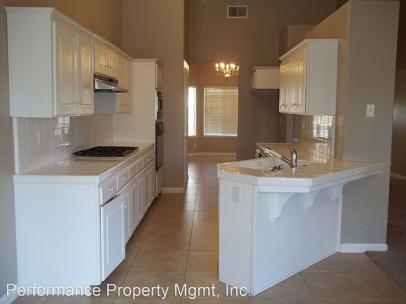 2nd image of 7763 N Matus Ave