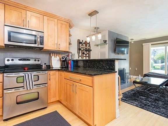 3rd image of 148 Quincy Shore Dr Unit 42