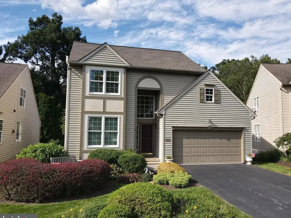 6011 Whitney Ct, Landenberg, PA 19350