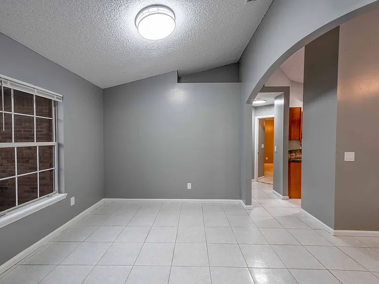 479 Charles Pinckney St — Photo 25