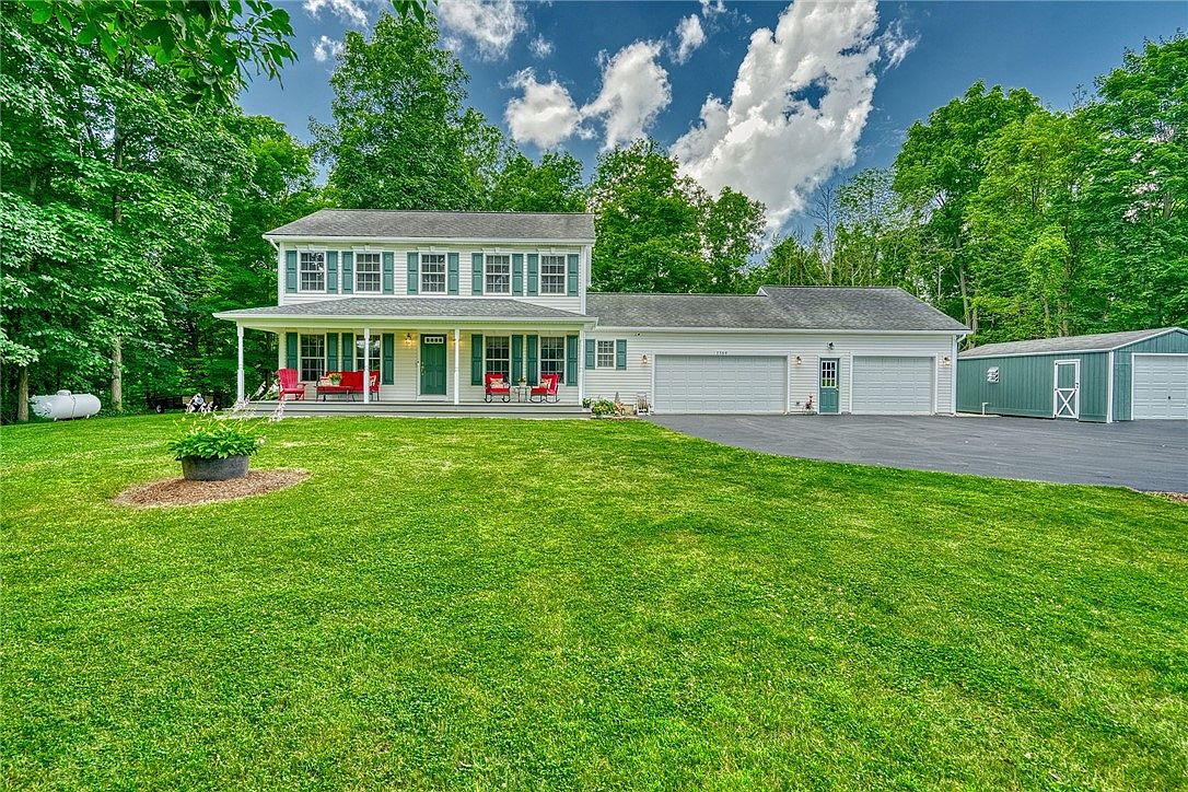 2389 Walworth Rd, Walworth, NY 14568 | Zillow