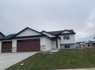 3658 18th St SE, Rochester, MN 55904