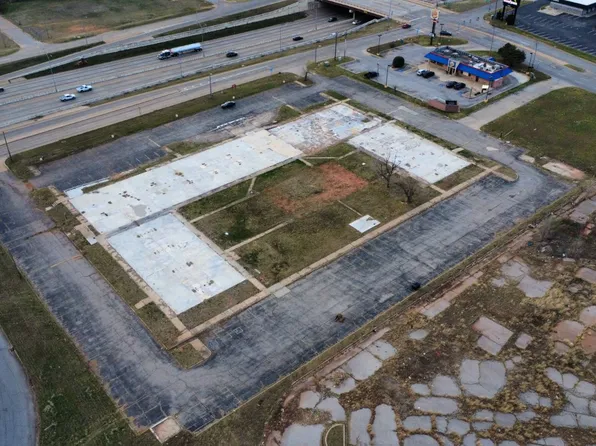 6800 S Interstate Highway 35 Service Rd, Oklahoma City, OK 73149