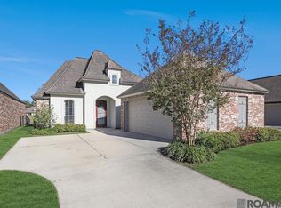 8263 Seville Ct, Baton Rouge, LA 70820