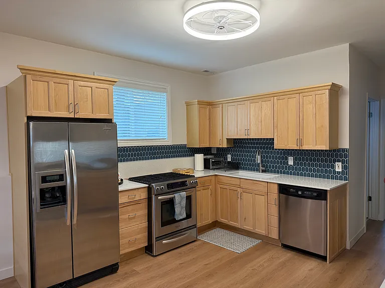 944 Williamstown Ct #1 — Photo 6