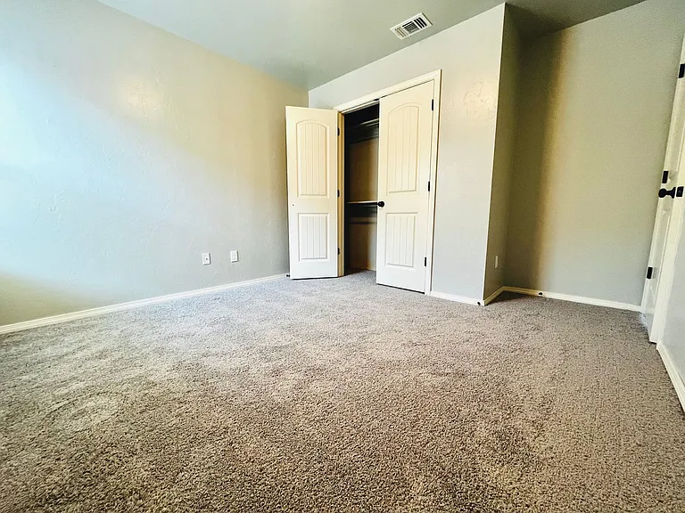 2727 Sharpish Way — Photo 12