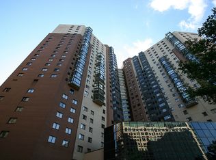 900 N Stafford St APT 919, Arlington, VA 22203