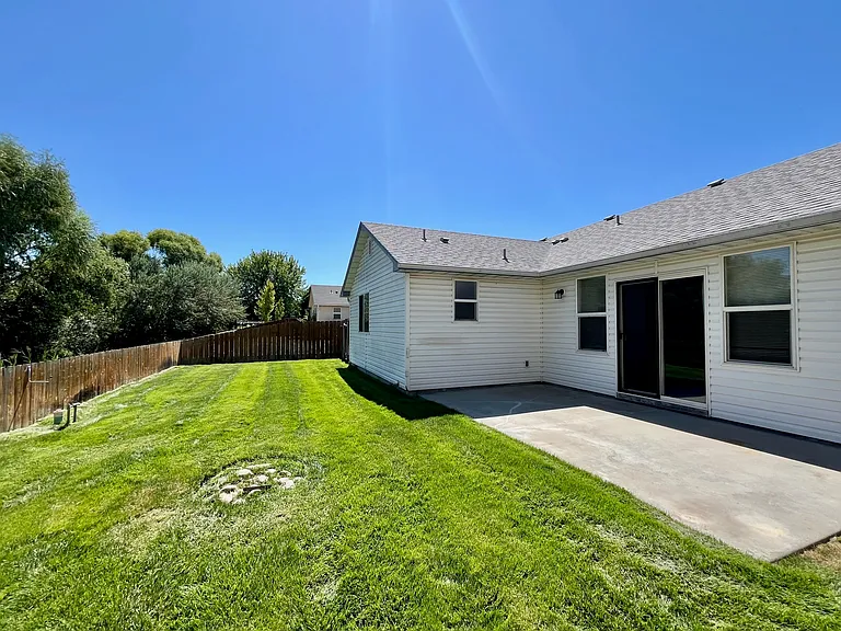 16426 N Asbury Dr — Photo 30