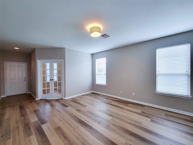 6535 Dayridge Ln — Photo 6