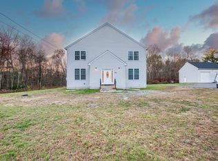 284R E State St, Granby, MA 01033