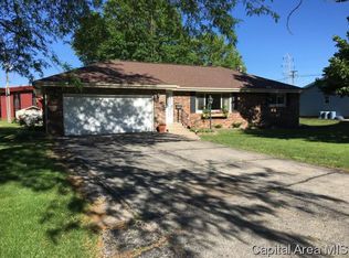 2425 Costa Dr, Galesburg, IL 61401