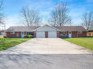 12872-76 Fountain Ct, Strongsville, OH 44136