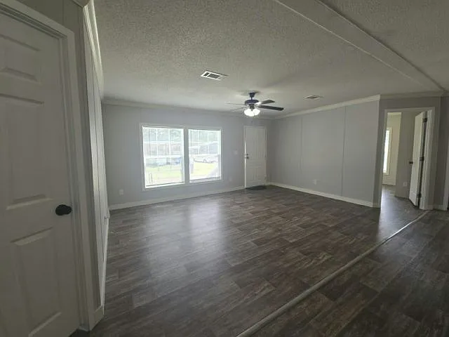 323 Elm Ln #132 — Photo 4